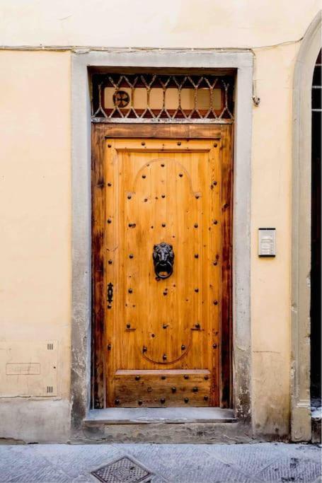 La Musa Di Via Dante Floransa Dış mekan fotoğraf